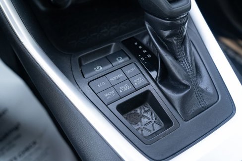 Used 2019 Toyota RAV4 LE image 20