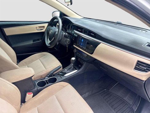 Used 2016 Toyota Corolla LE image 28
