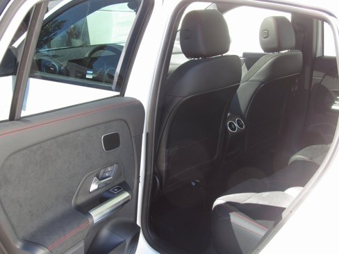 Certified 2025 Mercedes-Benz GLA 250 4MATIC image 15