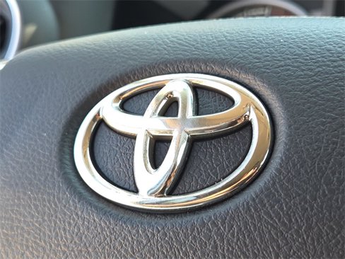 Used 2016 Toyota Tacoma SR5 image 22