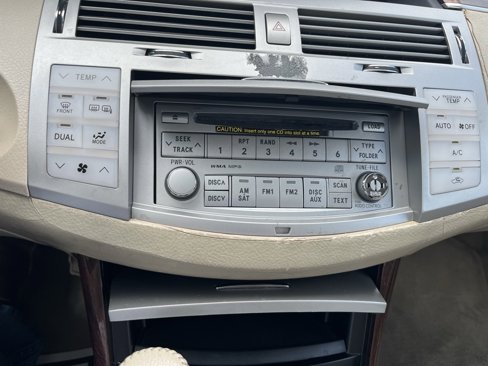 Used 2008 Toyota Avalon XL image 16