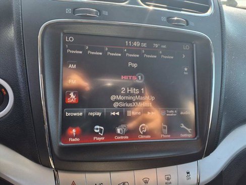 Used 2019 Dodge Journey SE image 14