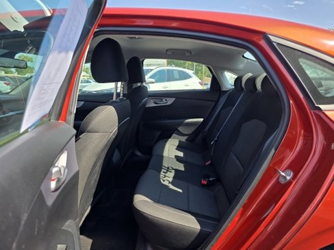 Used 2022 Kia Forte LXS image 19