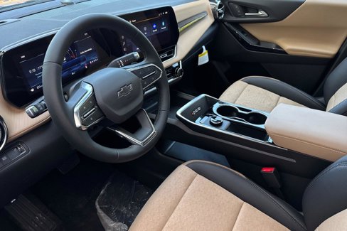 New 2026 Chevrolet Equinox ACTIV w/ Convenience Package III image 12