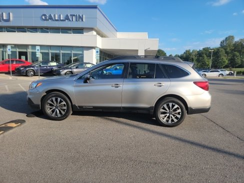 Used 2015 Subaru Outback 3.6R Limited image 6