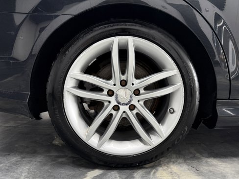 Used 2012 Mercedes-Benz C 300 Sport image 24