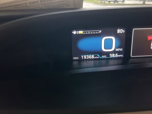 Used 2019 Toyota Prius L Eco image 40