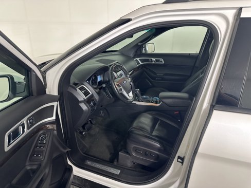 Used 2013 Ford Explorer Limited image 15