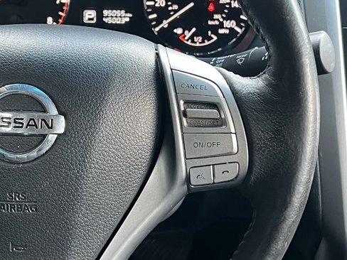 Used 2015 Nissan Altima 2.5 SL w/ Moonroof Package image 37