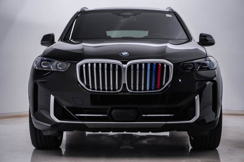 Used 2025 BMW X5 xDrive40i w/ Parking Assistance Package image 6