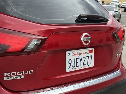 Used 2018 Nissan Rogue Sport SV image 13