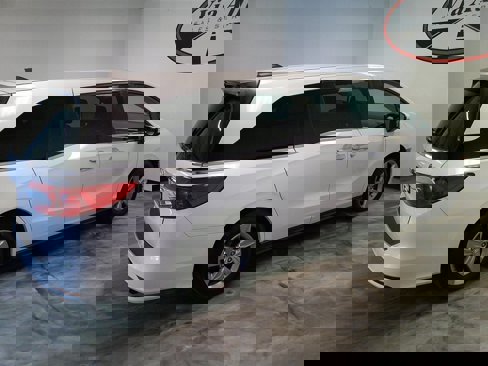 Used 2018 Honda Odyssey EX-L image 6
