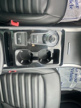 Used 2019 Ford Edge SEL w/ Equipment Group 201A image 21