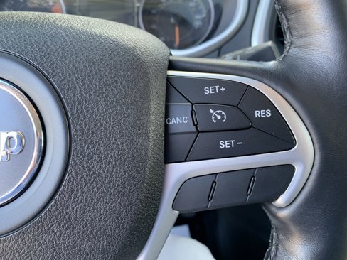 Used 2016 Jeep Cherokee Sport w/ Cold Weather Group image 16