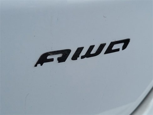 Used 2022 Ford Edge SEL image 10