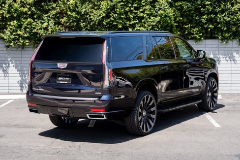 Used 2022 Cadillac Escalade ESV Premium Luxury image 60