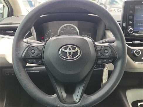 Used 2022 Toyota Corolla LE image 13