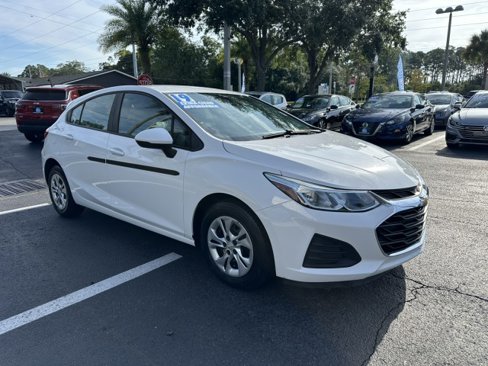 Used 2019 Chevrolet Cruze LS image 9