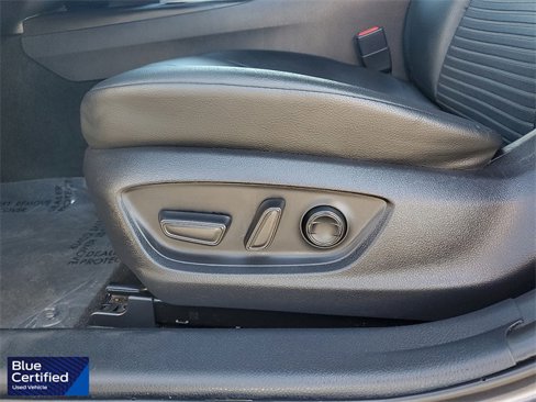 Used 2022 Toyota Camry SE image 14