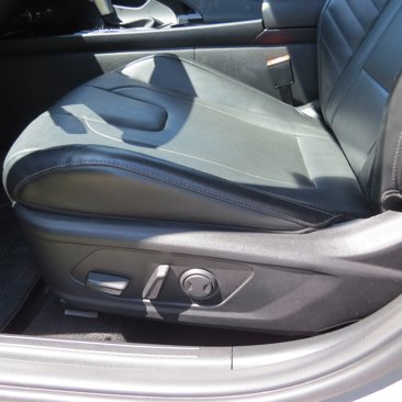 Certified 2023 Hyundai Elantra Limited image 13