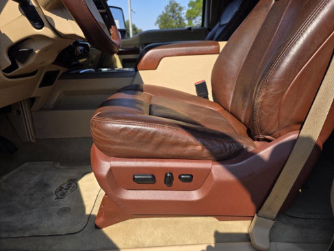 Used 2011 Ford F350 King Ranch w/ King Ranch w/Chrome Pkg image 20