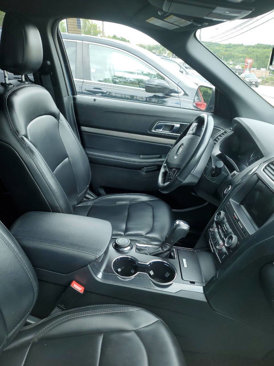 Used 2019 Ford Explorer XLT w/ Equipment Group 202A image 7