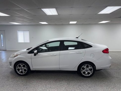Used 2012 Ford Fiesta SEL image 4