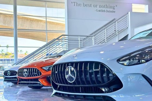 Used 2015 Mercedes-Benz SLK 250 image 18