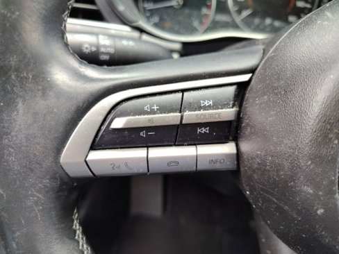 Used 2023 MAZDA MAZDA3 s image 18