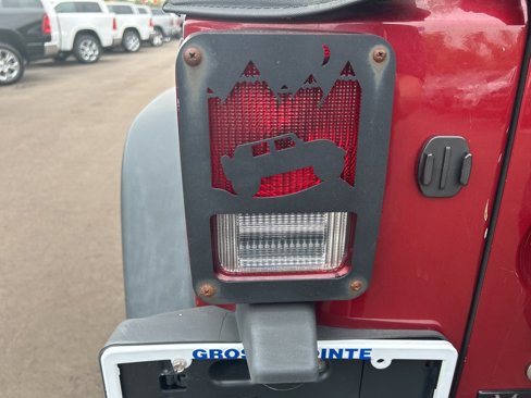 Used 2012 Jeep Wrangler Sport image 9
