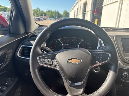 Certified 2020 Chevrolet Equinox LT w/ Driver Convenience Package image 17