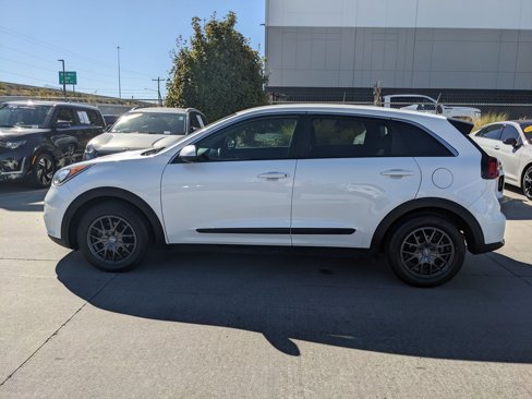 Used 2019 Kia Niro FE image 2