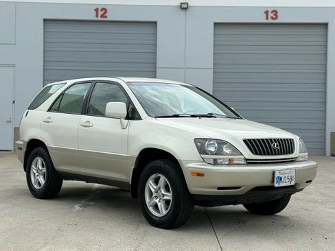 Used 2000 Lexus RX 300 image 2
