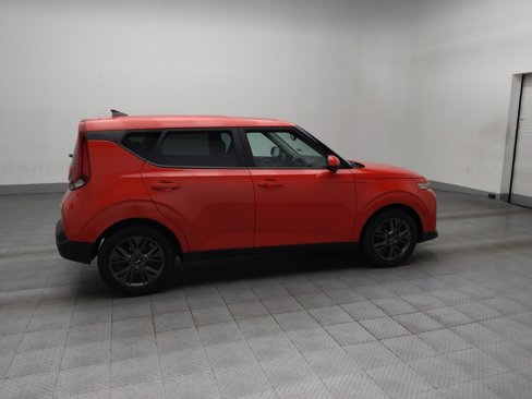 Used 2021 Kia Soul EX image 11