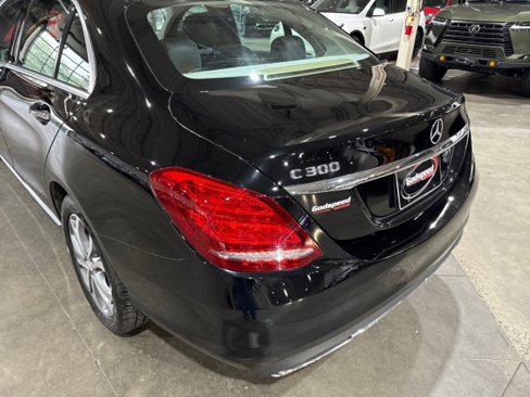 Used 2015 Mercedes-Benz C 300 4MATIC Sedan image 39