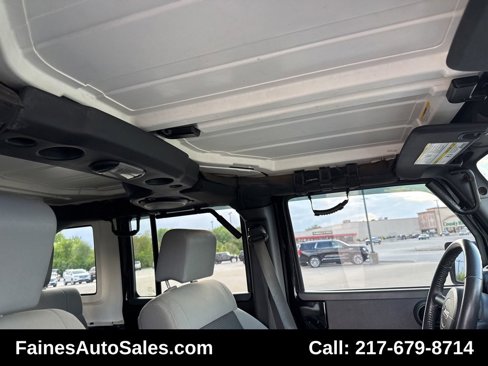 Used 2010 Jeep Wrangler Unlimited Sport image 92