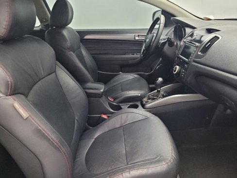 Used 2013 Kia Forte Koup SX w/ Tech Pkg image 21