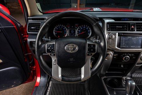 Used 2018 Toyota 4Runner SR5 Premium image 18