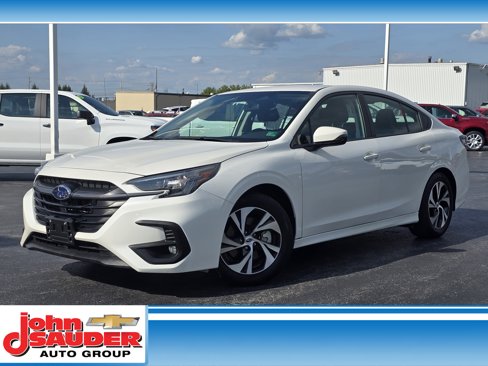 Used 2025 Subaru Legacy Premium image 1