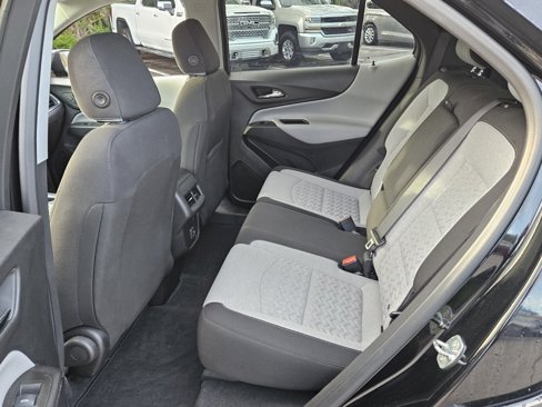 Used 2023 Chevrolet Equinox LS image 13