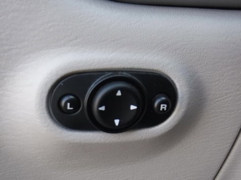 Used 2002 Chrysler PT Cruiser Limited image 19
