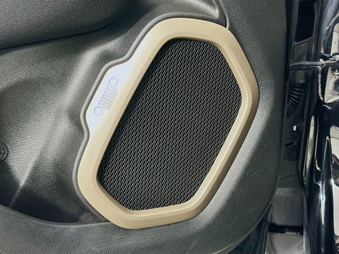 Used 2016 Jeep Renegade Latitude image 18