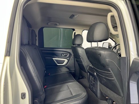 Used 2017 Nissan Titan PRO-4X image 24