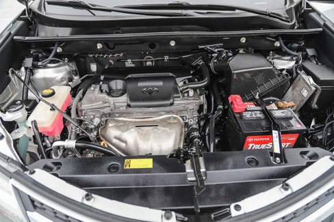 Used 2013 Toyota RAV4 Limited image 25