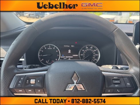 Used 2022 Mitsubishi Outlander ES image 28