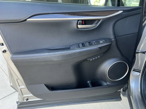 Used 2015 Lexus NX 200t FWD image 15