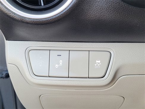 Used 2023 Kia Forte LXS w/ LXS Technology Package image 23