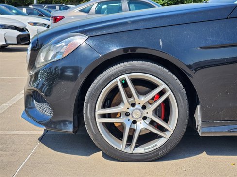 Used 2014 Mercedes-Benz E 350 4MATIC Sedan image 8