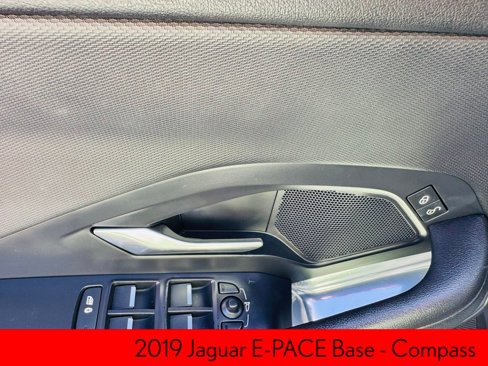Used 2019 Jaguar E-PACE image 9