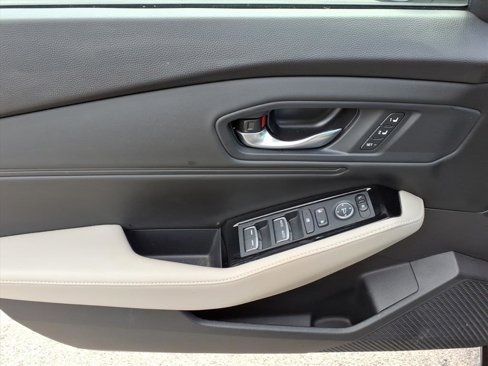 Used 2024 Honda Accord Touring image 11